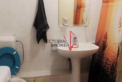 Decebal - Garsoniera, et.1, bloc mixt, 1993, 8 min metrou Muncii - 4