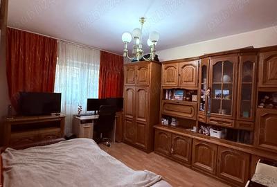 Inchiriez ap.2 cam Inchiriez ap.2 cam - 9