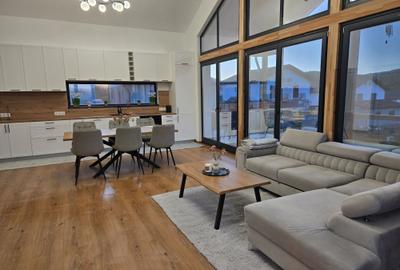 Casă cu 4 camere cu Teren 400 Mp în Corunca - 2