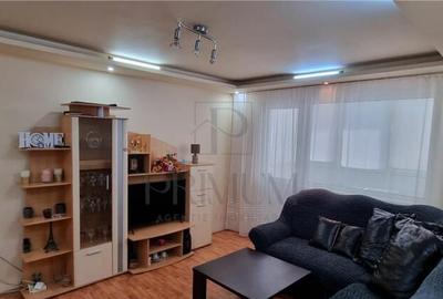 GIROCULUI - 3 Camere - ETAJ 2 - Izolat interior