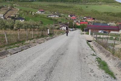 Teren de 1000 mp, în Nord-Vest - 7