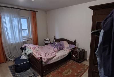 Casă cu etaj de vânzare, 5 camere, 2 băi, Dâmbu Rotund zona strada Livezeni - 21