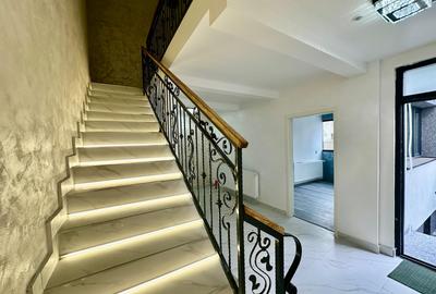 Casă cu 10 camere cu Teren 300 Mp în Timpuri Noi - 2