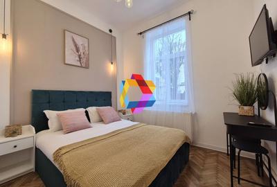 Casă individuală cu 10 camere cu Canalizare în Central - 11