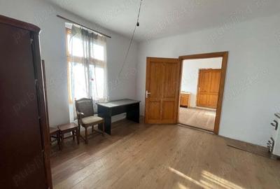 Inchiriez casa cu teren Ra?nov Inchiriez casa cu teren Ra?nov - 5