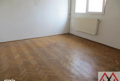 Apartament cu 4 camere semidecomandat în Titan - 7