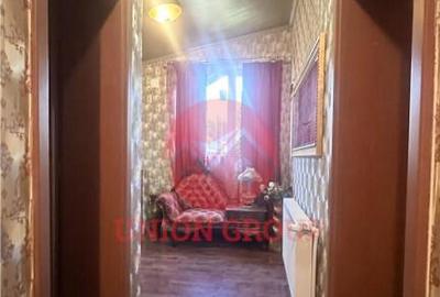 Casă cu 7 camere cu Teren 660 Mp în Lazu - 4