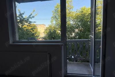 Apartament 2 camere Gae?ti, Dambovi?a, etaj 2 4 - 4