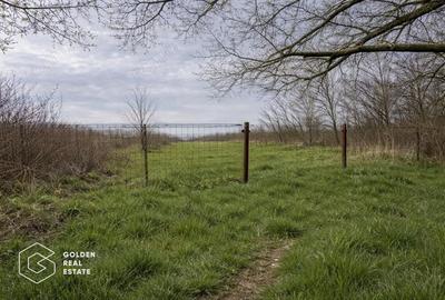 Teren de 1439 mp, în Cebza - 1