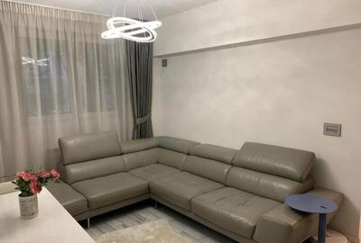 Apartament cu 3 camere semidecomandat, mobilat în Dorobanți