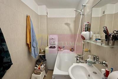 2 camere de vanzare Sebastian - Novaci - 5