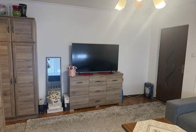 Apartament cu 2 camere semidecomandat în Micro 16 - 4