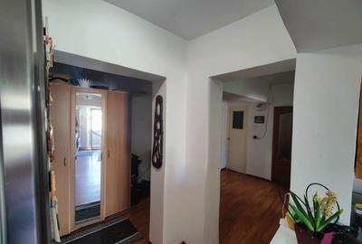 Apartament cu 3 camere în Bârlad - 4