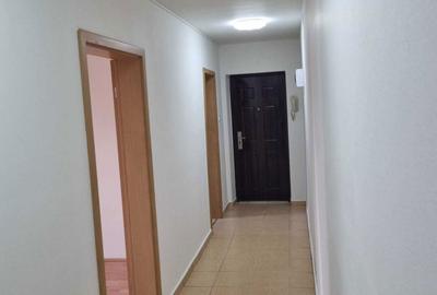 Apartament cu 2 camere decomandat în Girocului - 2