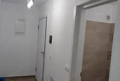 Garsoniera decomandat - zona Tractorul - 4