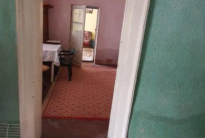 CASA SI TEREN CURTE DE VANZARE IN BARCANESTI LA DN - 6