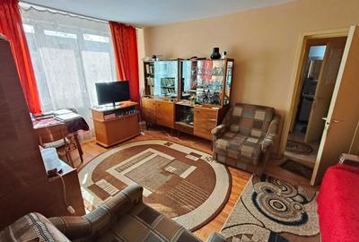 Apartament cu 3 camere semidecomandat în Trivale - 8
