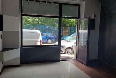 Spațiu comercial, de 30 mp, în Victoriei - 1