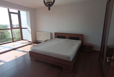 Apartament cu 3 camere decomandat în Central - 6