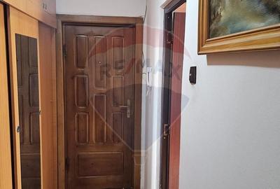 Apartament cu 4 camere decomandat, mobilat în Central - 9