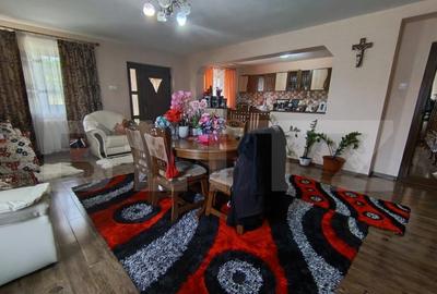 Casa de vanzare, cu 4 camere, 300 mp, zona exterior sud - 13