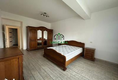 Apartament cu 3 camere în Central - 2