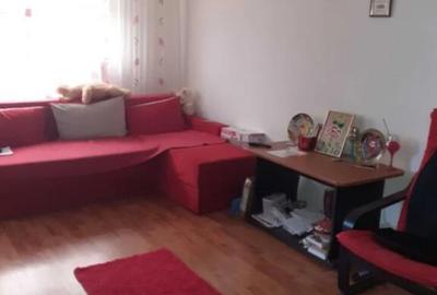 DEMOCRATIEI - 2 cam., cf1, dec, 4/4, renovat - 65000 euro - 1