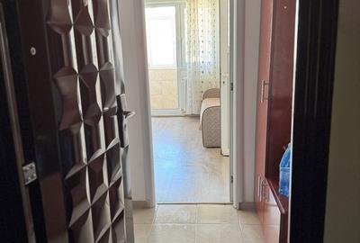 Apartament cu 3 camere semidecomandat în Podu Roș - 7