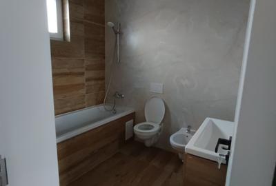 Casă cu 4 camere cu Canalizare în Valea Lupului - 8