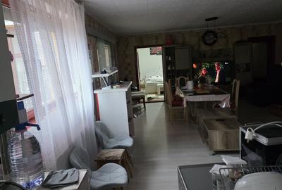 Casă cu 3 camere cu Teren 260 Mp în Central - 2