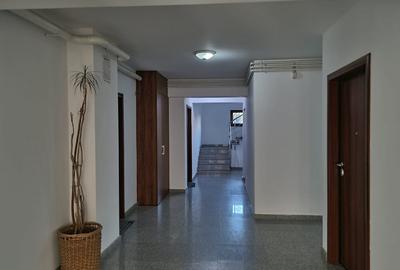 Apartament cu 4 camere decomandat, mobilat în Sisești - 30