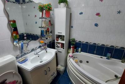 Apartament cu 3 camere semidecomandat, mobilat în Sebastian - 10