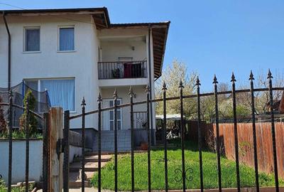 Casă cu 4 camere în Rediu - 2