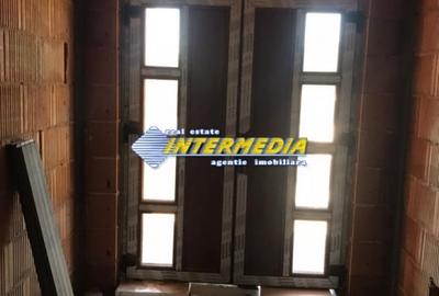 Casă individuală cu 5 camere cu Canalizare în Sud - 3
