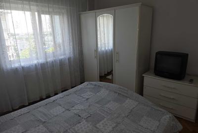 Apartament cu 3 camere decomandat în Rolast - 8