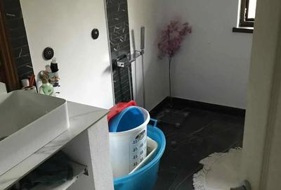 Proprietar ofer casa spre vanzare - 1