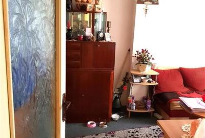 Casă cu 5 camere cu Canalizare în Central - 4