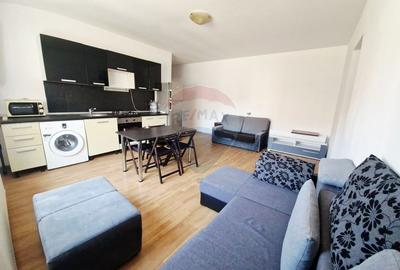 Apartament cu 3 camere, curte si loc de parcare zona Alfa - 3