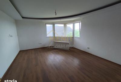 Casă cu 5 camere cu Teren 1508 Mp în Bereasca - 13