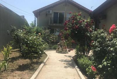 Casă cu 6 camere în Central