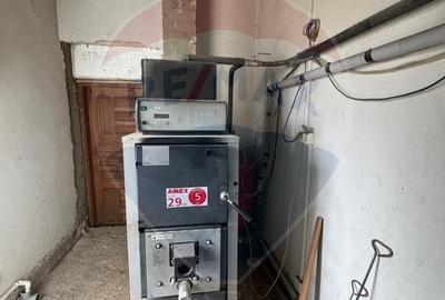 Casă cu 6 camere cu Teren 1263 Mp în Dărmănești - 26