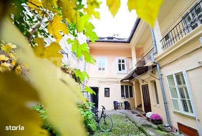 Apartament cu 3 camere decomandat, mobilat în Reșița - 1