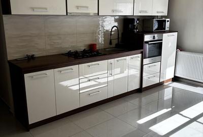 Apartament cu 3 camere decomandat în Rogerius - 6