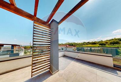 Casă cu 4 camere cu Teren 250 Mp în Central - 6