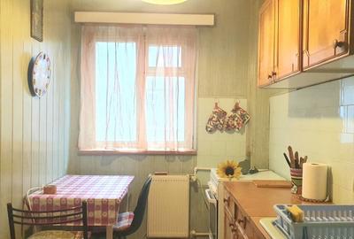 De vanzare - 3 camre Tineretului - metrou, parc, decomandat - 4