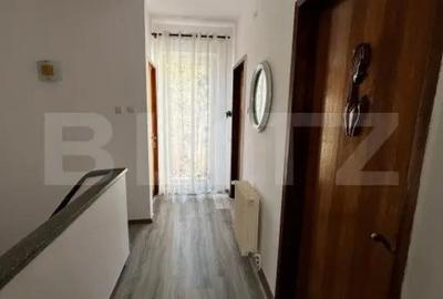 Casă cu 3 camere cu Teren 100 Mp în Central - 1