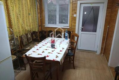 CASA INDIVIDUALA 5 CAMERE, 4 BAI, 250MP, ZONA CETATE - 2