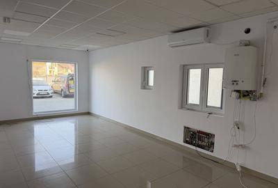 Spațiu comercial, de 54 mp, în Exterior Vest - 1