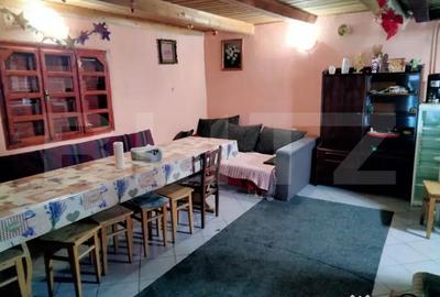 Casă cu 5 camere cu Teren 350 Mp în Deal - 12