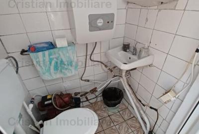 INTRETINUTA! Casa locuibila 3 cam, 90mp utili Brailita - 12